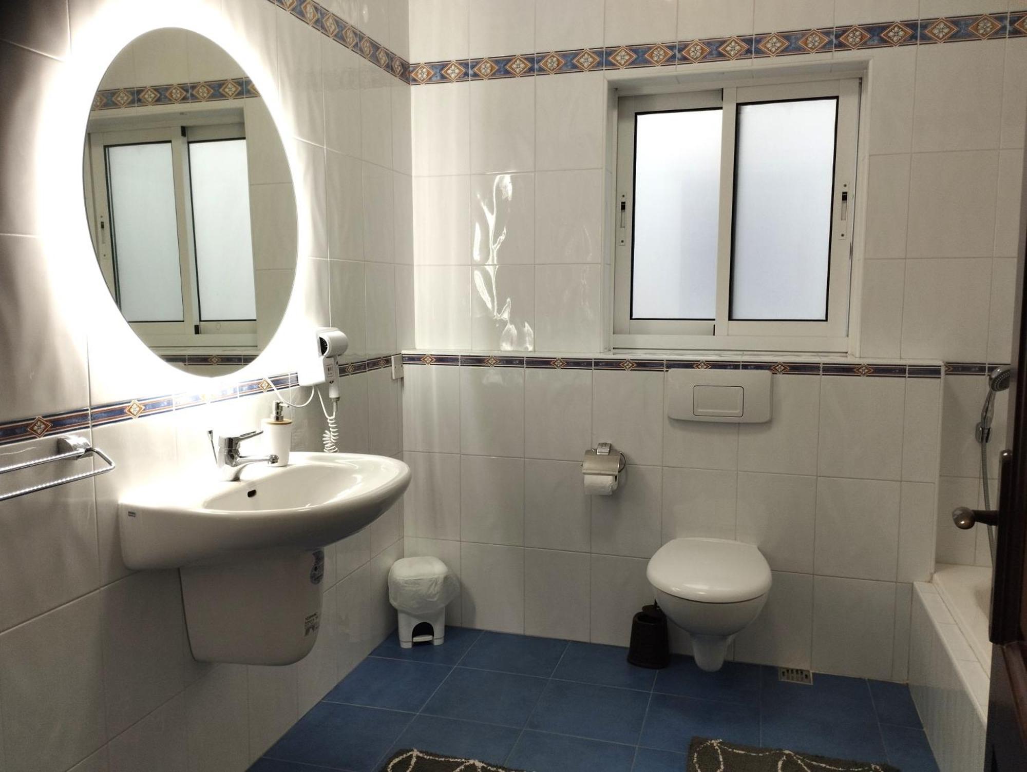 Perfect Tourist Accommodation In Bugibba Square! Сейнт Полс Бей Екстериор снимка